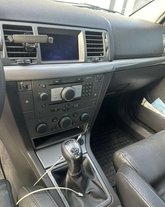 Opel Vectra cena 28000 przebieg: 295000, rok produkcji 2006 z Gołdap małe 67